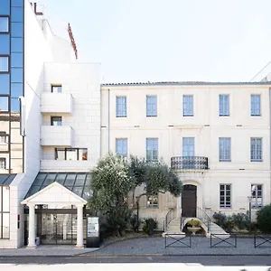 Hotel Mercure Arles Centre Arenes, Arles